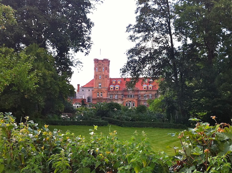 Schloss Lelkendorf, Rückansicht, Foto aus dem Jahre 2011 | Foto: Lena Marbacher Schloss Lelkendorf, Rückansicht, Foto aus dem Jahre 2011 | Foto: Lena Marbacher